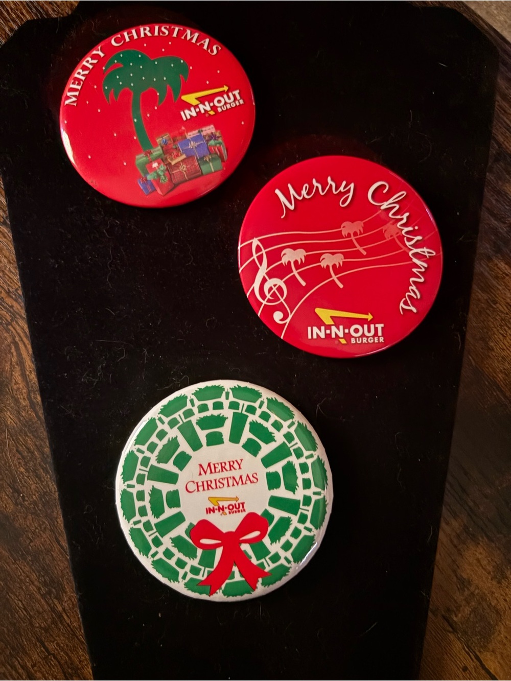 IN-N-OUT Burger Holiday Button Pin Set - Red & Green